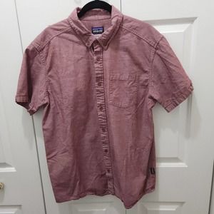 Patagonia mens size m shortsleeve button up shirt